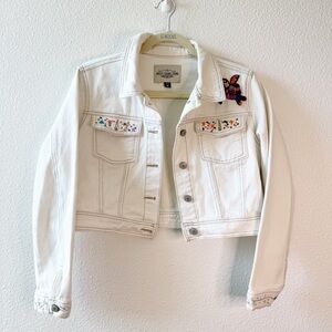Ashley Vintage Charm Embroidered Cropped White Denim Jacket Size Medium